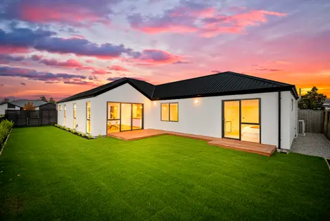 80 Muirhill Street — image 3