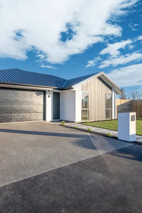 20 Glovers Road — image 18