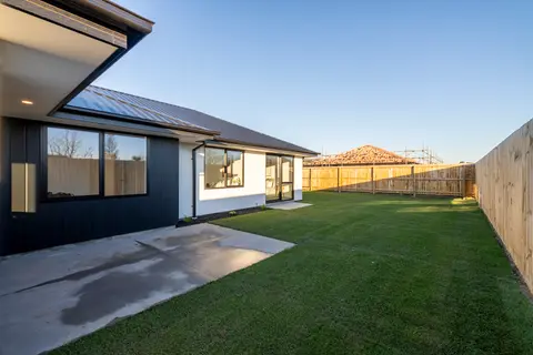 20 Glovers Road — image 26