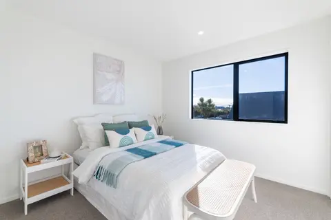 60 Olliviers Road, Phillipstown — image 6